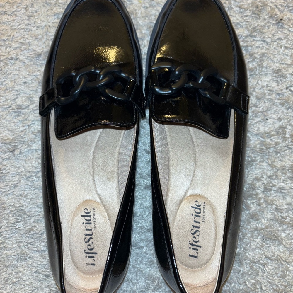Life Stride Women's Black Loafers